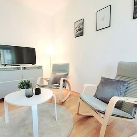 Gemuetliches Helles Appartement เดรสเดน ภายนอก รูปภาพ