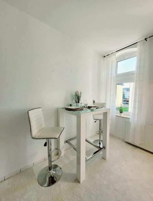 Gemuetliches Helles Appartement เดรสเดน ภายนอก รูปภาพ